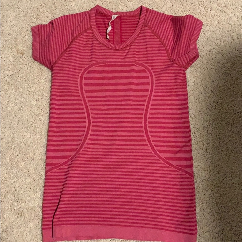 Lululemon swifty short sleeve berry